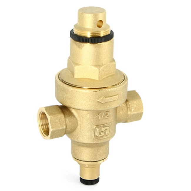 Редуктор давления мембранный 1/2" Uni-fitt