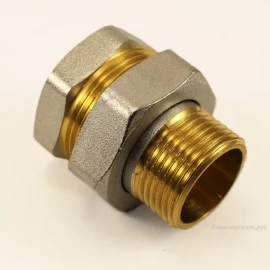 Американка латунная 11/2" SMS