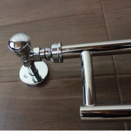 Кран хромированный угловой 1/2" SMS