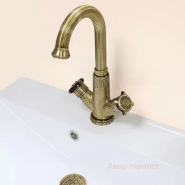 Смеситель для раковины A1004 U-BR Zorg